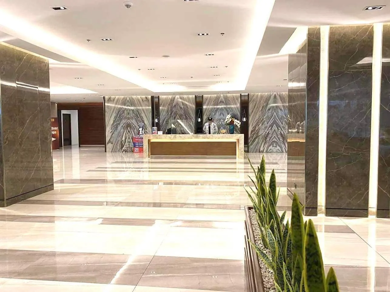 Apartment Coast Residences, Roxas Blvd, Pasay City Manila